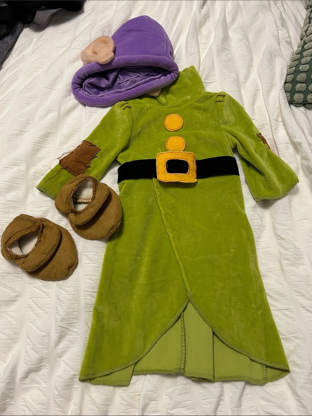 Kids Dopey Costume with Purple Hat and Brown Booties